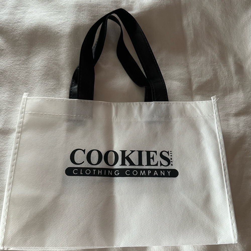 Cookies Clothing Company Hawaii Black & White Shopping Tote
